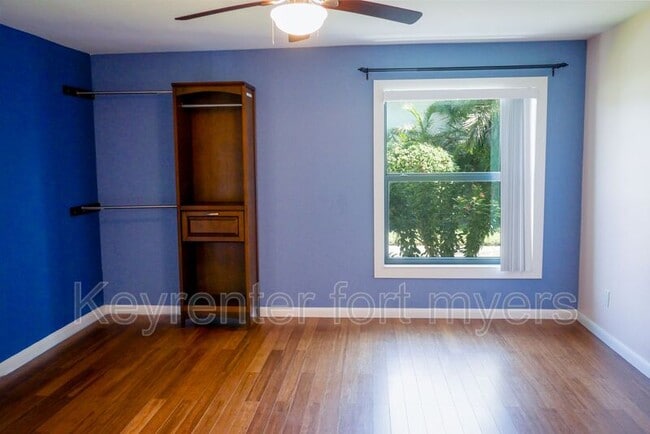 Building Photo - 4779 Lakewood Blvd