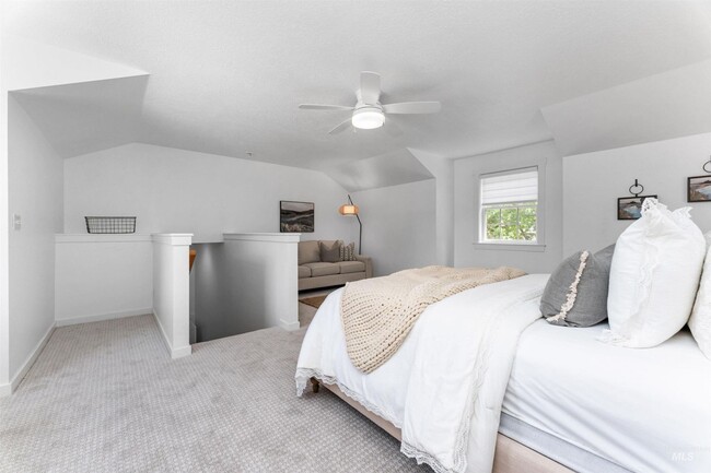 Building Photo - Beautiful Single Family Home in Banbury Go...