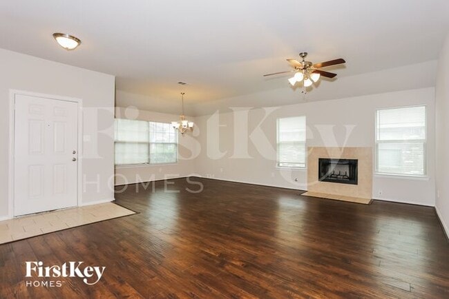 Building Photo - 1210 Jewel Ln