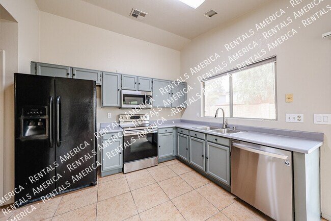 Building Photo - 23622 N 36th Dr