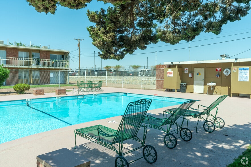 Pool - Cielo Vista Apartments