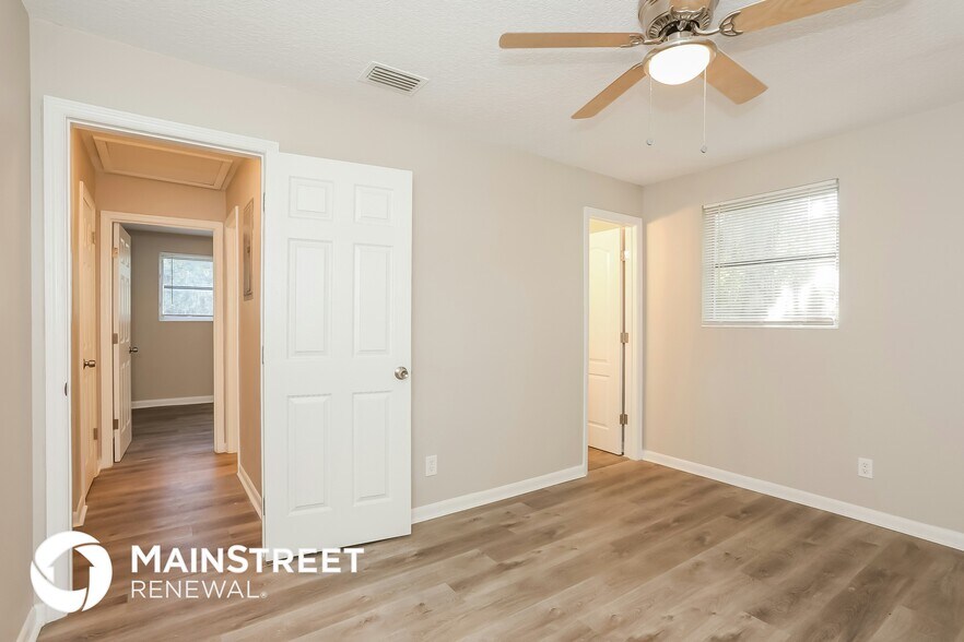 Building Photo - 5203 Chivalry Dr