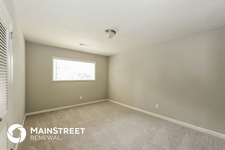 Building Photo - 960 5th St