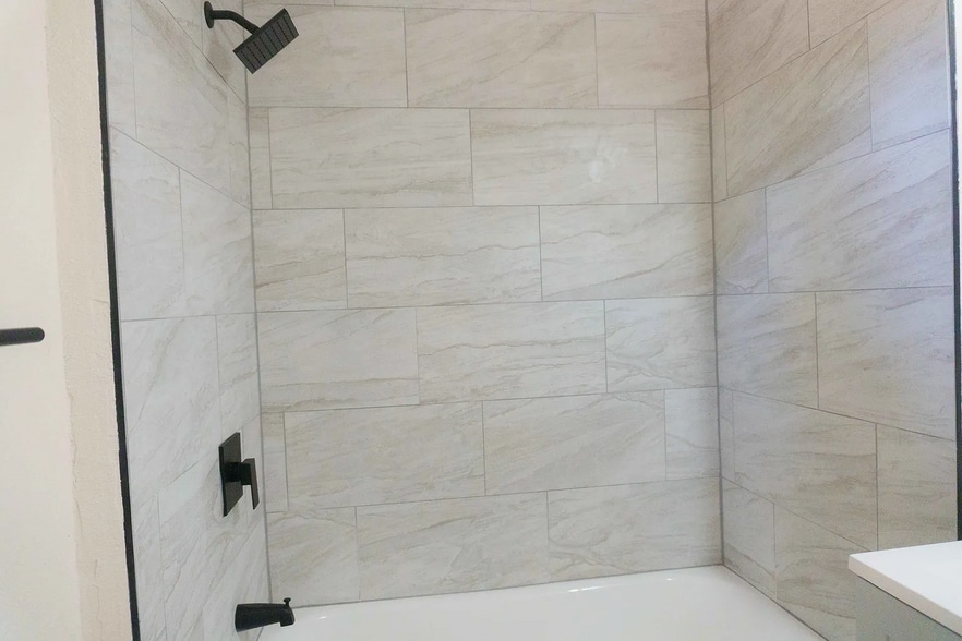 Building Photo - 172 Pixley Ave