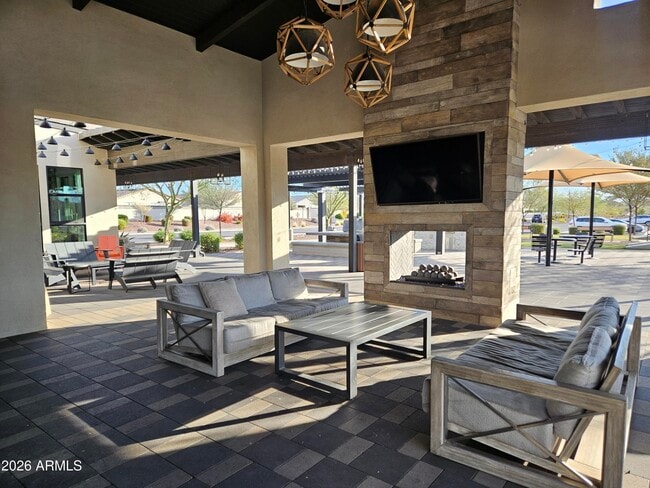 Building Photo - 4071 E Giara St