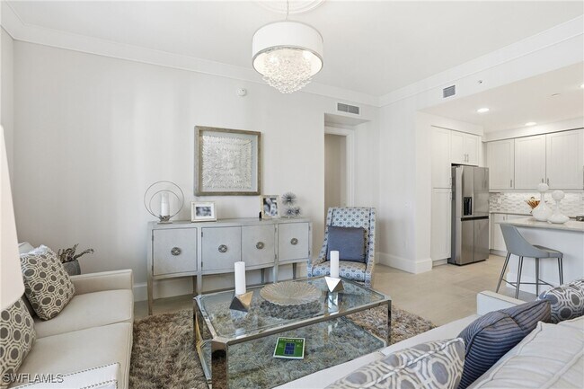 Building Photo - 1030 3rd Ave S