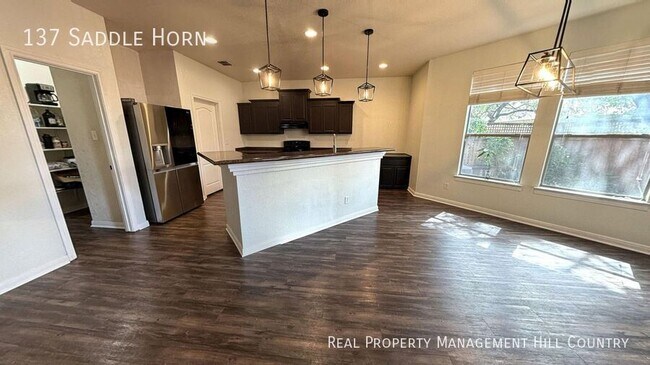 Building Photo - 137 Saddle Horn