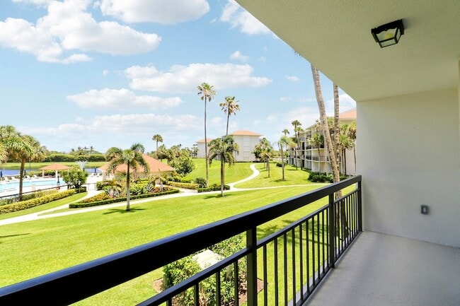 Building Photo - 401 S Seas Dr
