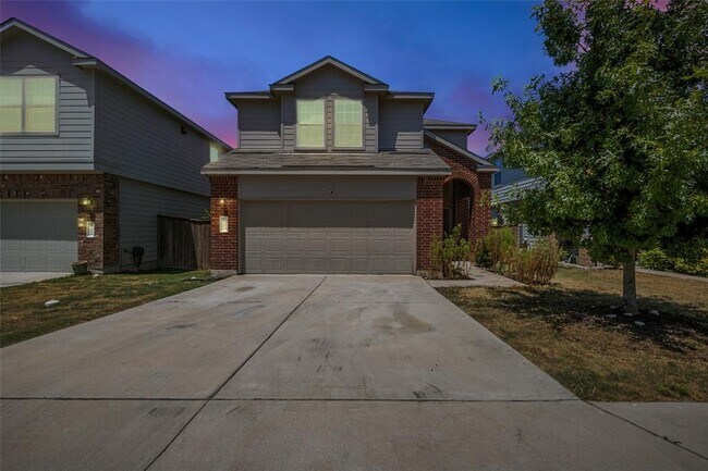 Building Photo - 108 Comet Dr