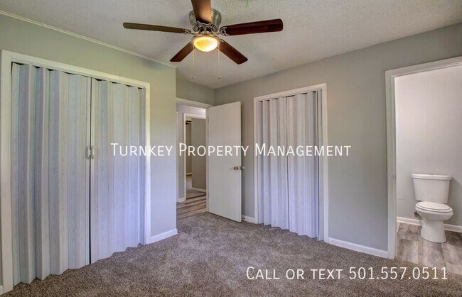 Building Photo - 4415 Weymouth