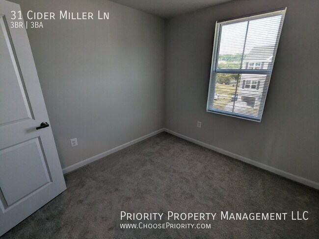 Building Photo - 31 Cider Miller Ln