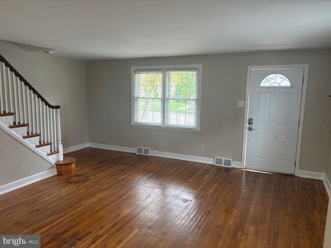 Building Photo - 2804 Belmont Ave