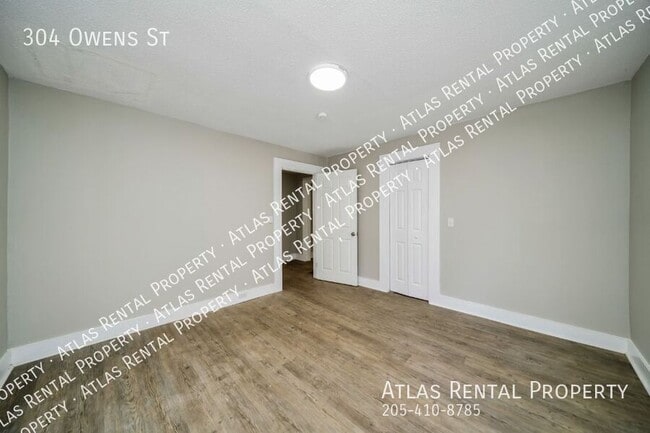 Building Photo - 304 Owens St
