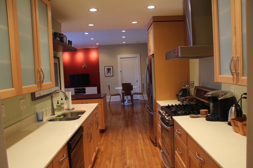 Kitchen looking to family room - 361 Summit Ave