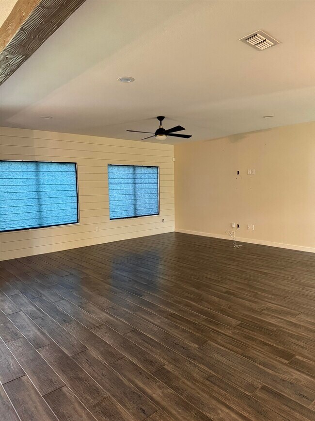 Building Photo - 1322 Sambar Lp