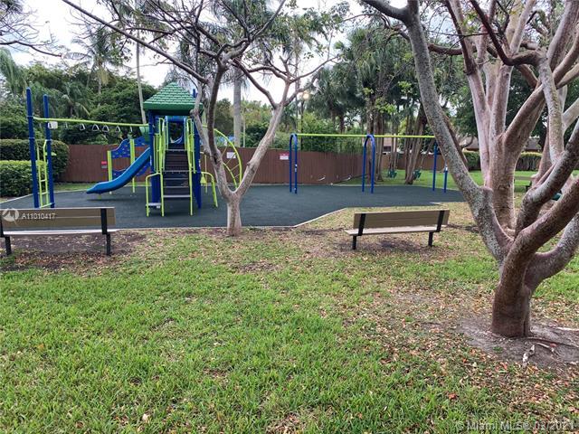 Building Photo - 13620 SW 101st Ln