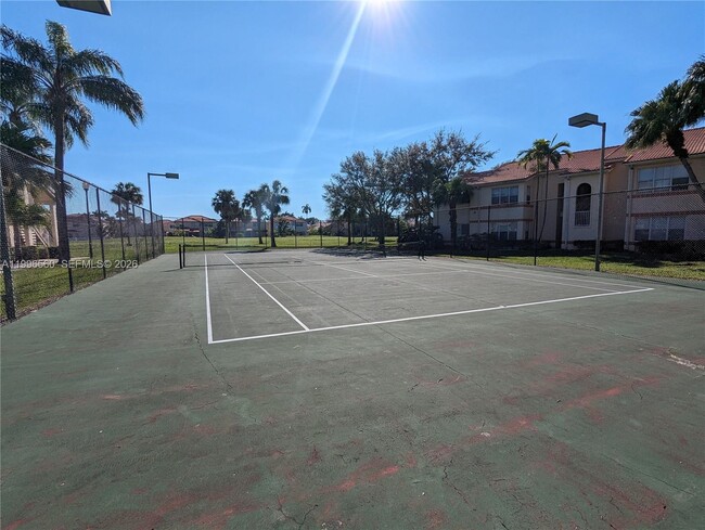 Building Photo - 3430 Pinewalk Dr N