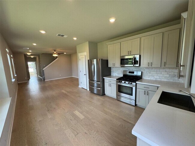 Building Photo - 17502 Bay Skipper Dr