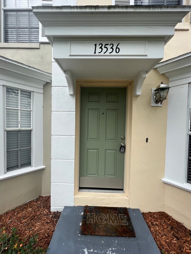 Building Photo - 13536 Embassy Park Ct