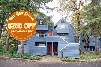 Building Photo - *Rent Special* Fantastic Lake Oswego 1Bdr w/Fireplace, Dishwasher, W/D & Patio!