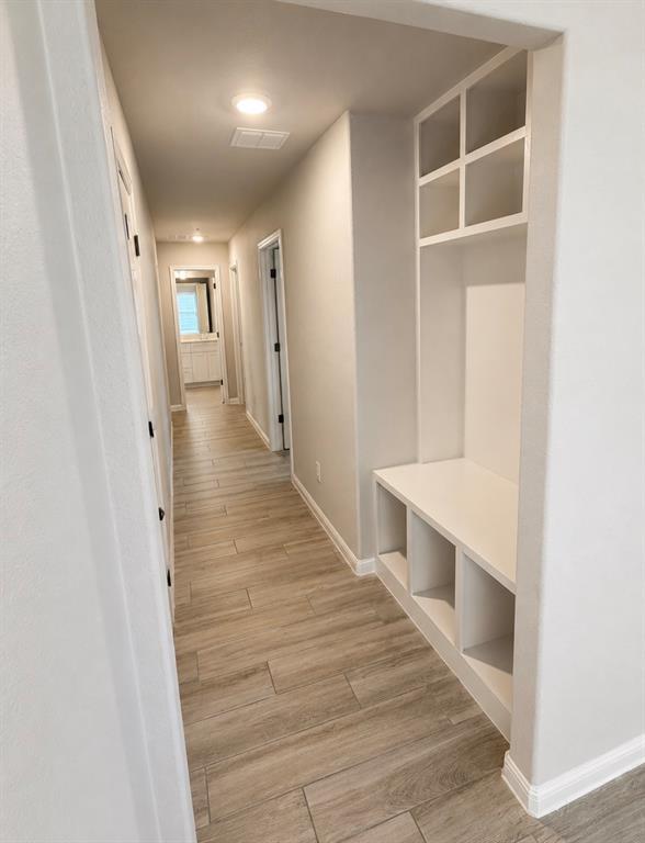 Building Photo - 117 Woods Edge Ln
