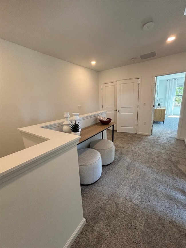 Building Photo - 1527 Fells Cove Ln