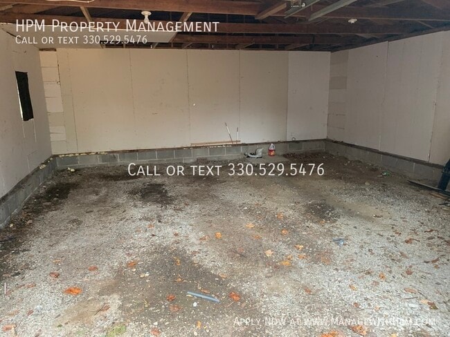 Building Photo - 2306 24th St NE