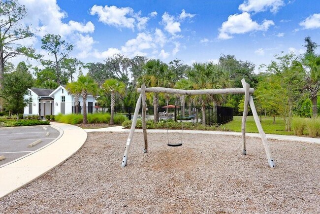 Building Photo - 34155 Cinder Wy