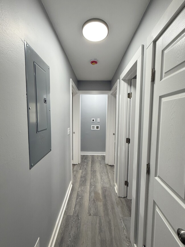 Building Photo - 3606 Mc Vay St SW