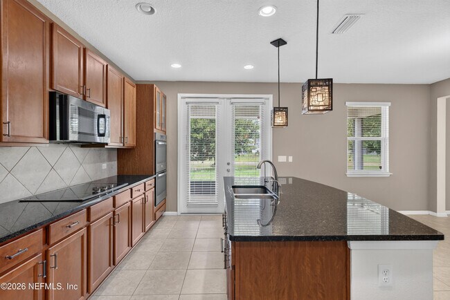 Building Photo - 263 Gilmore Ln