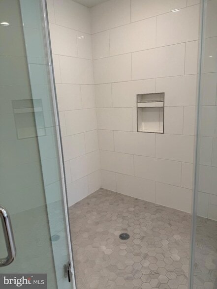 Building Photo - 1651 E Eyre St