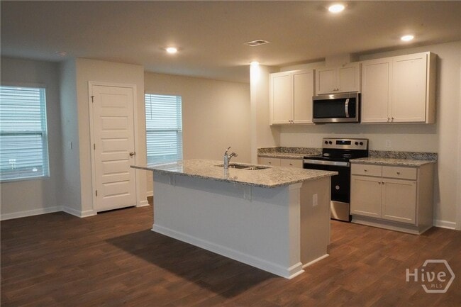 Building Photo - 425 Coconut Dr