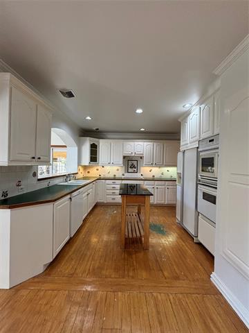 Building Photo - 1216 Los Altos Ln