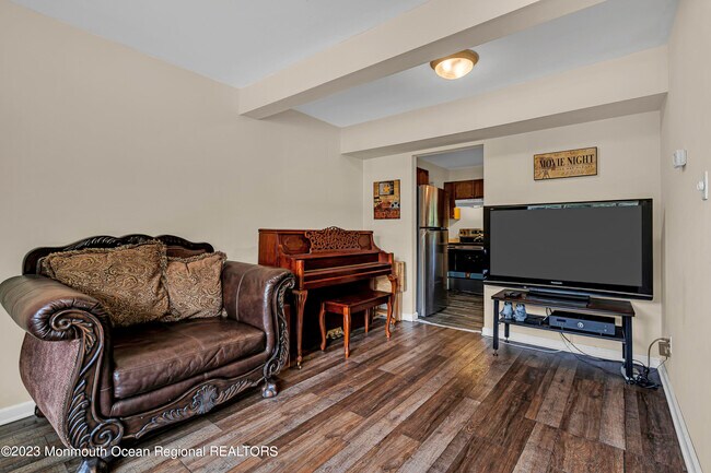 Building Photo - 47 Mizzen Dr