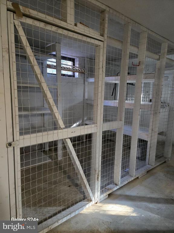 Building Photo - 6618 Boulevard View