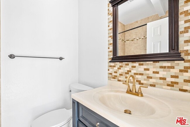 Building Photo - 3340 Alabama St