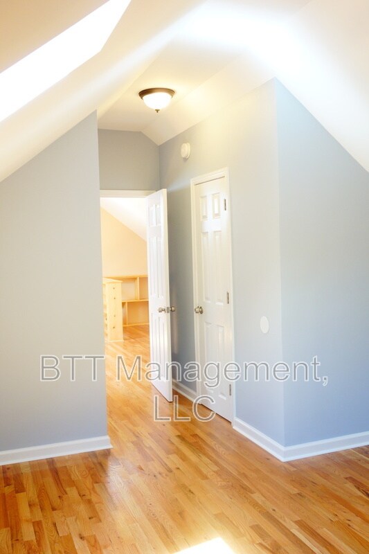 Building Photo - 8401 Flower Ave