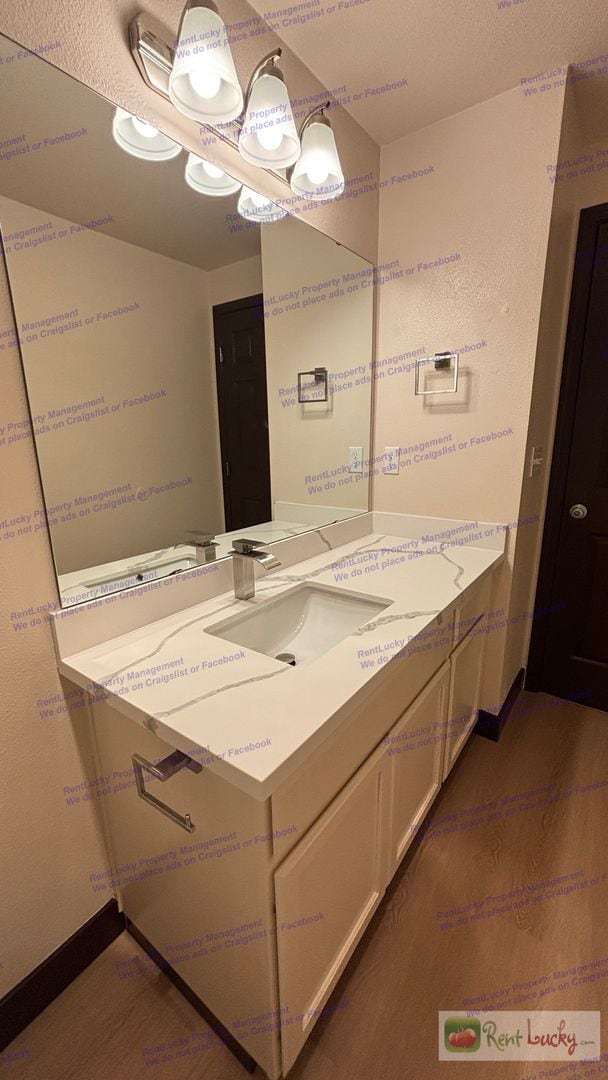 Building Photo - CFC (Russell)-Spanaway Duplex