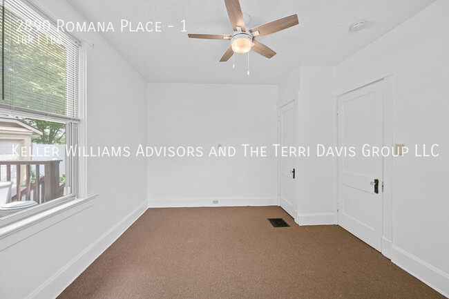 Building Photo - 2890 Romana Pl