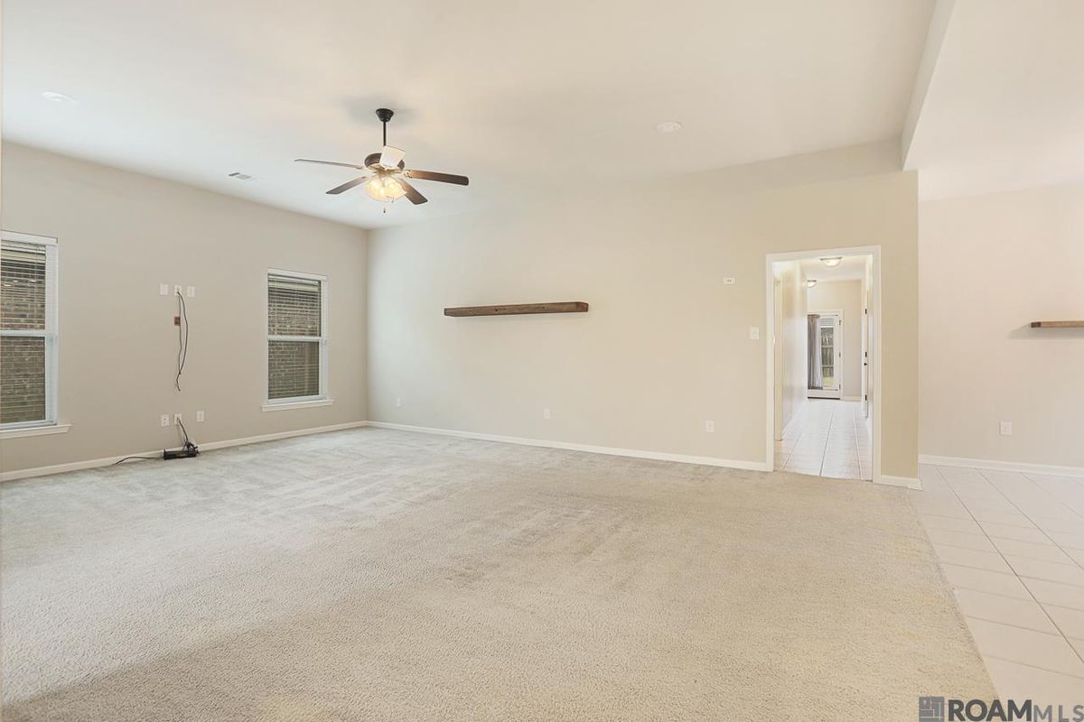 Building Photo - 42451 Baystone Ave