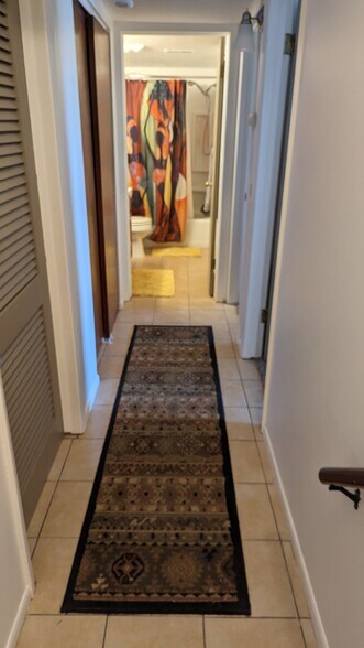 Building Photo - 1711 Reetz Rd