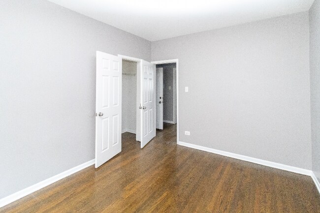 Building Photo - 7038 S Chappel Ave