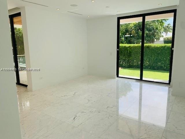 Building Photo - 785 Harbor Dr