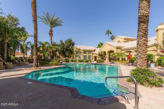 Building Photo - 5335 E Shea Blvd