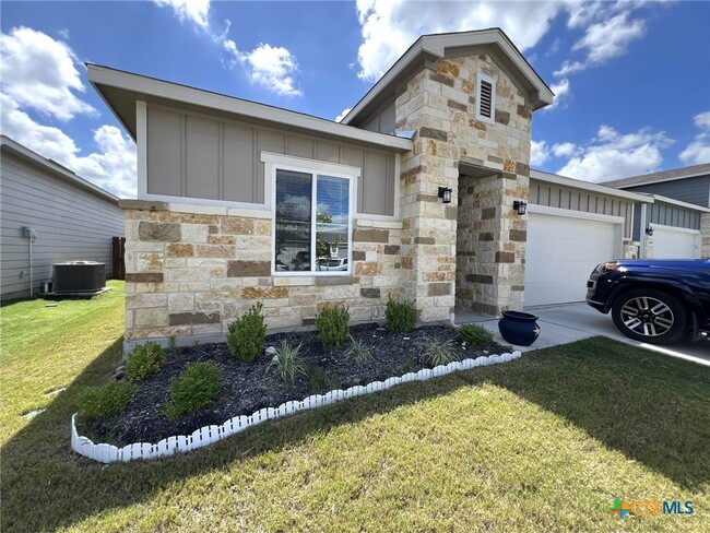 Building Photo - 3512 Donald Dr