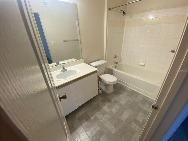 Building Photo - 2564 Robert Trent Jones Dr
