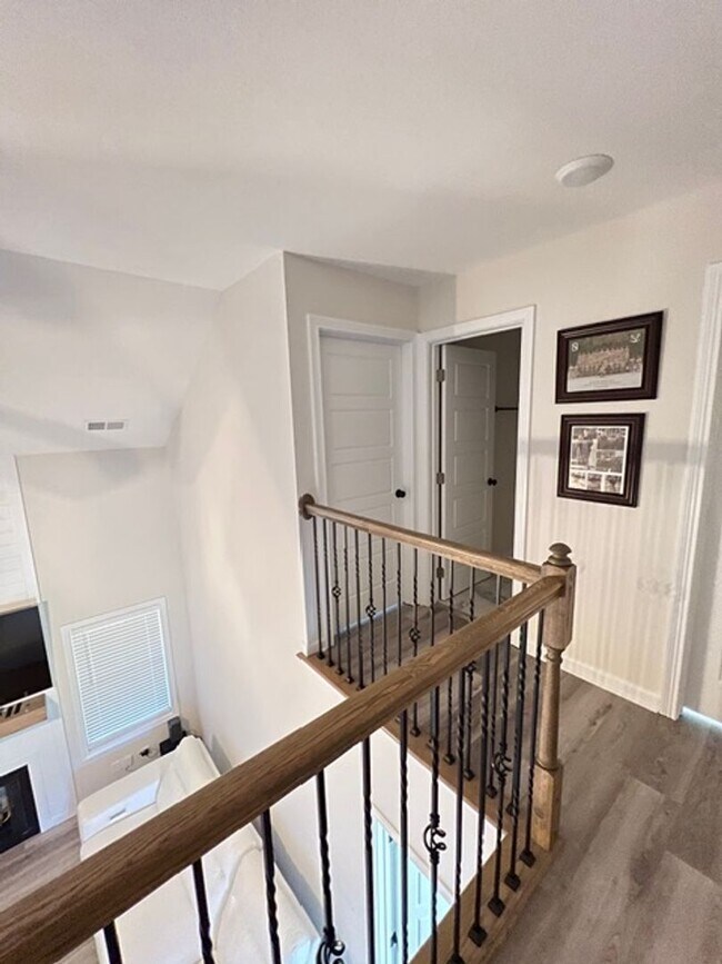 Building Photo - Beautiful Home Coming Soon!