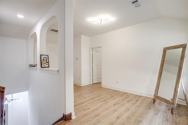 Building Photo - 3009 Montebello Drive