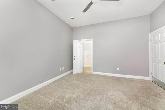 Building Photo - 600 Squire Ln