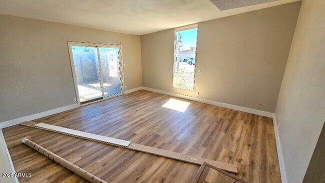 Building Photo - 2202 W Heatherbrae Dr